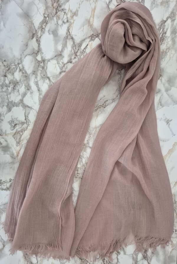 Maxi Cotton Hijab with Fringe – Rose Nude - Image 3