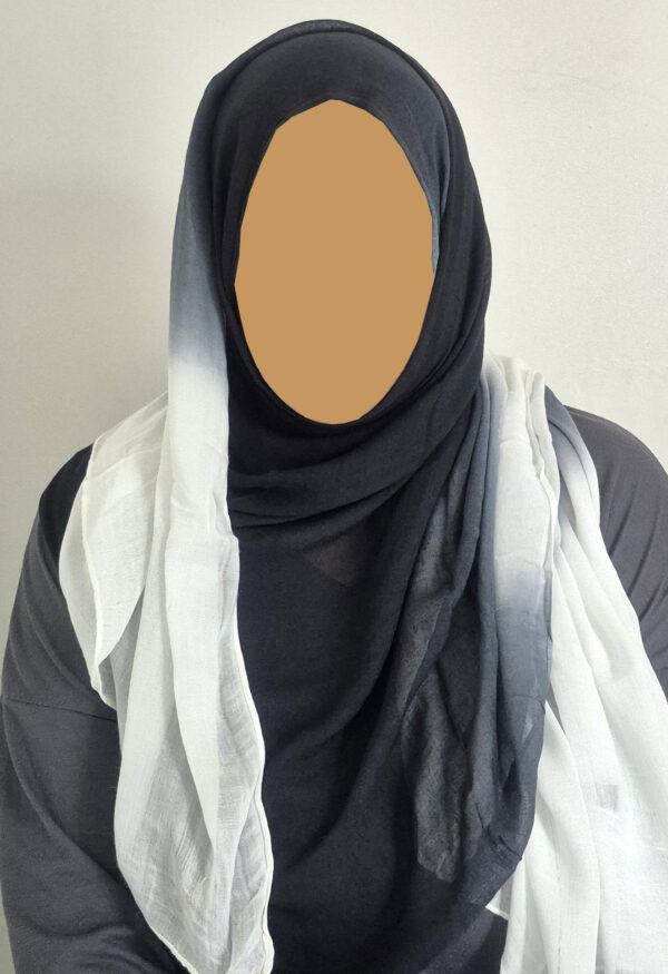Ombre Edge Hijab – Black & White